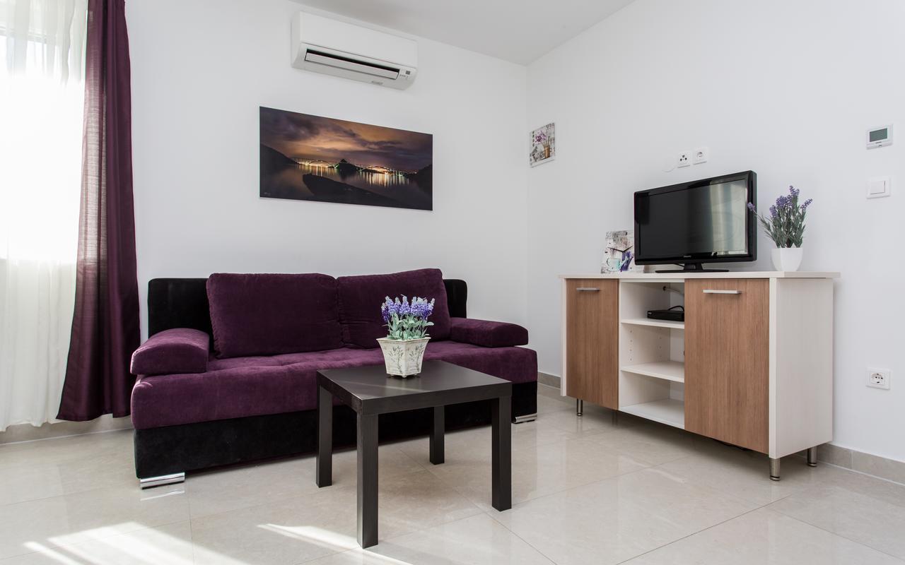 Apartments Lavanda Baska  Bagian luar foto