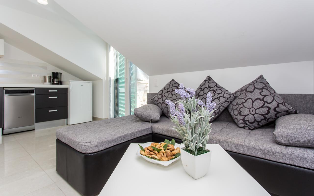 Apartments Lavanda Baska  Bagian luar foto